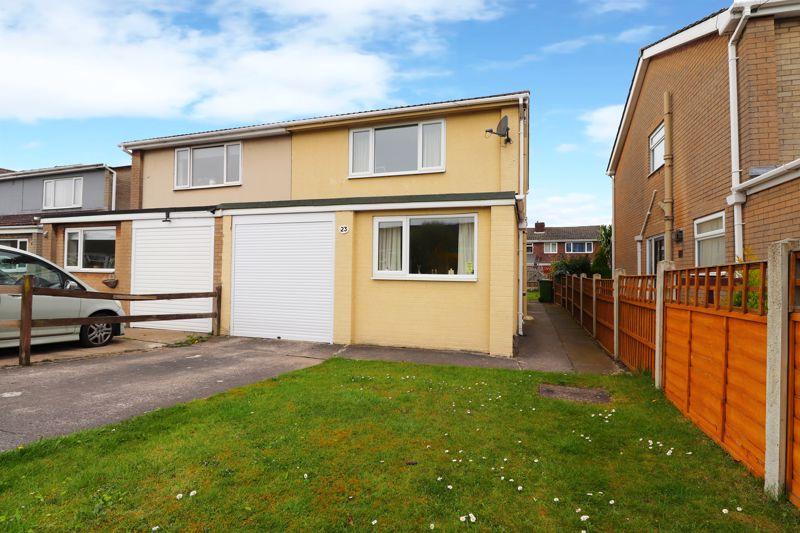 Whitfield Road, Scunthorpe 3 bed semidetached house for sale £145,000