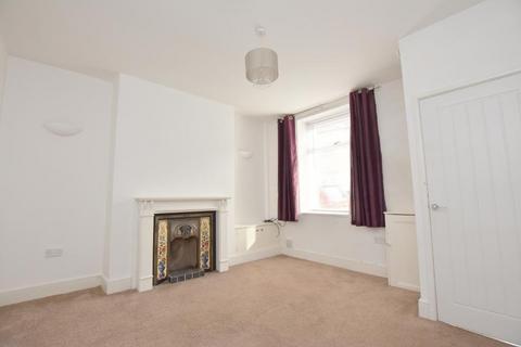 2 bedroom terraced house to rent, St James Street, Clitheroe, Lancashire, BB7 1HH