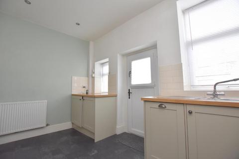 2 bedroom terraced house to rent, St James Street, Clitheroe, Lancashire, BB7 1HH