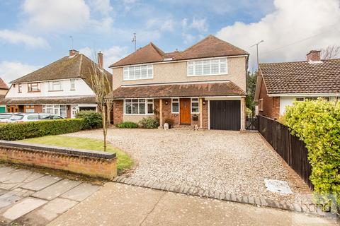 4 bedroom detached house for sale - Roxwell Avenue, Chelmsford, CM1