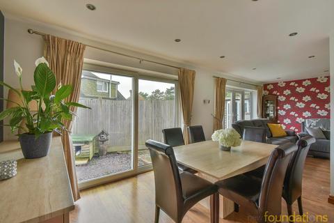 4 bedroom detached house for sale, Birchington Close , Bexhill on Sea, TN39