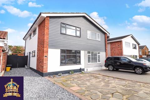 8 Birch Close, Benfleet, SS7 4NE