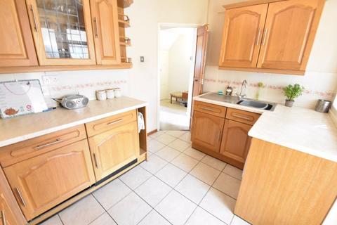 16 Wandon Close, Luton, LU2 8DX