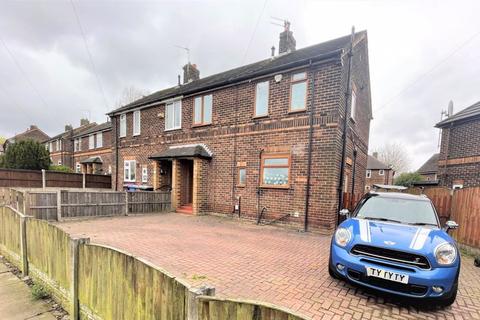 3 bedroom semi-detached house to rent, Cherry Drive, Manchester