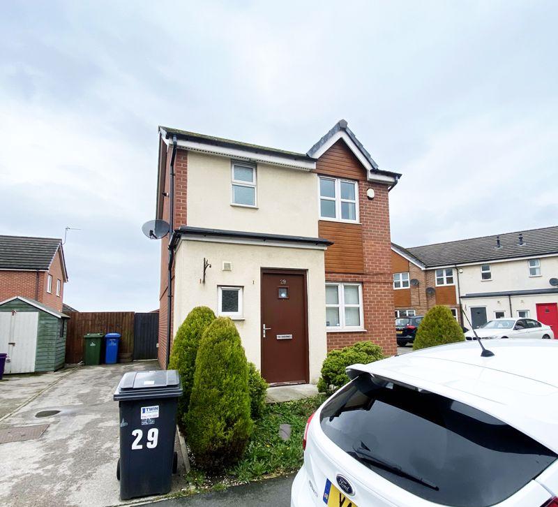 Lockfield, Runcorn 3 bed detached house £775 pcm (£179 pw)