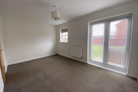3 bedroom semi-detached house to rent, All Hallows Drive, Liverpool