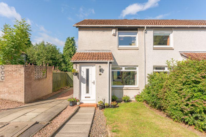 Lennox Gardens, Linlithgow 2 bed semidetached house £182,000