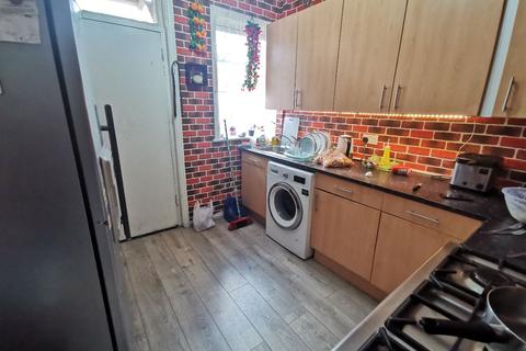 3 bedroom terraced house for sale - Ladykirk Road, Newcastle upon Tyne