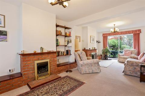 33 Colston Avenue, Carshalton, SM5 2PH