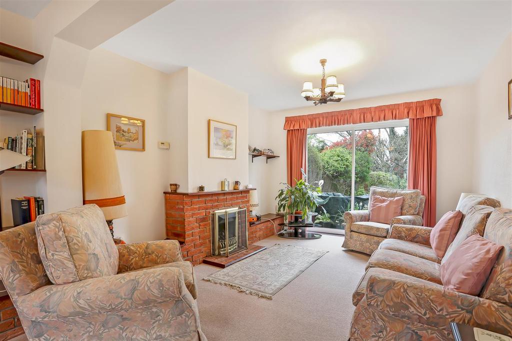 796061663 - 33 Colston Avenue, SM5 9.jpg