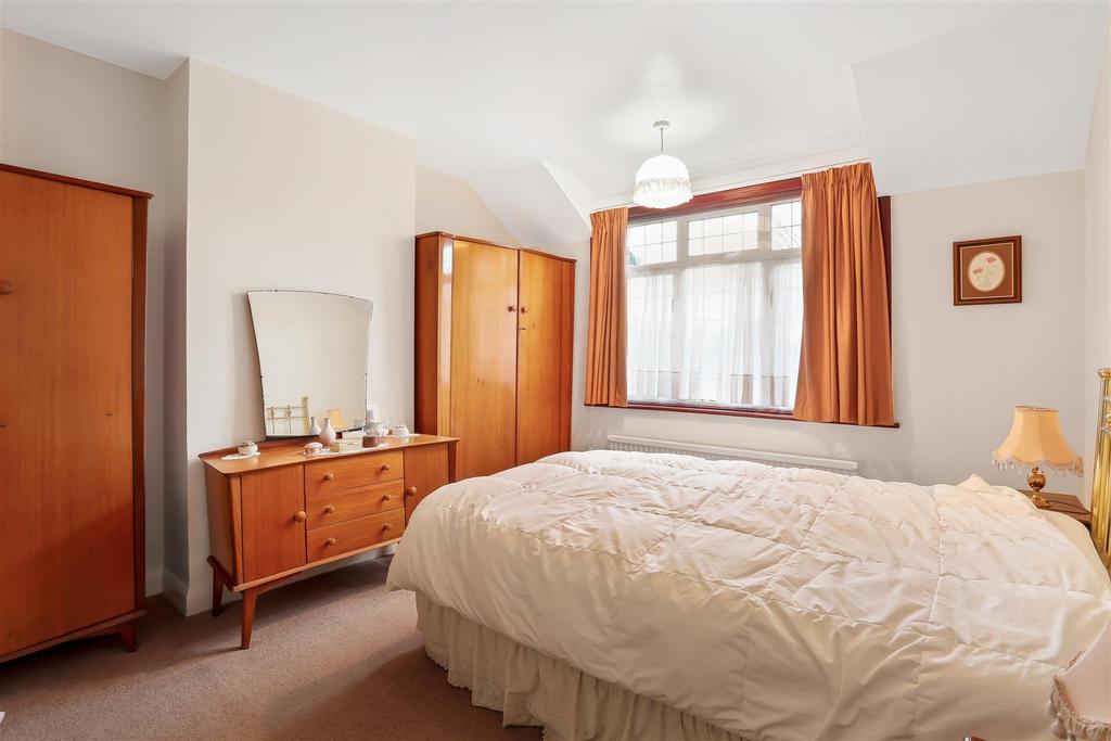 796061663 - 33 Colston Avenue, SM5 18.jpg