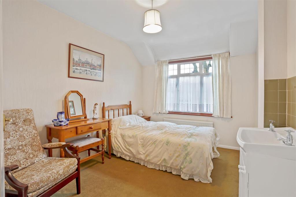 796061663 - 33 Colston Avenue, SM5 20.jpg
