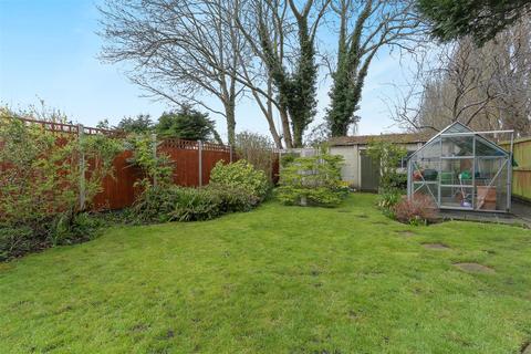 33 Colston Avenue, Carshalton, SM5 2PH