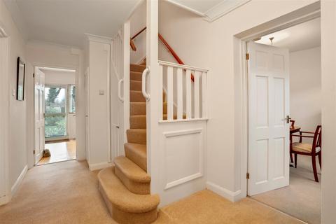 33 Colston Avenue, Carshalton, SM5 2PH