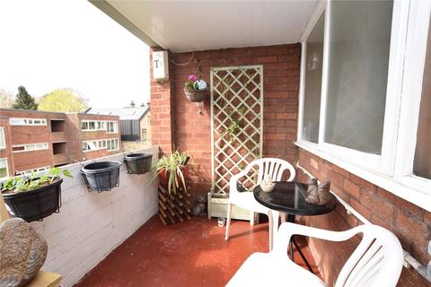 36, Masham Court Shaw Lane, Leeds, LS6 4DT