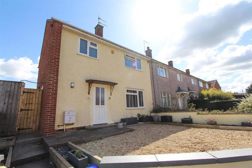 Caernarvon Road, Keynsham, Bristol 3 bed house £350,000