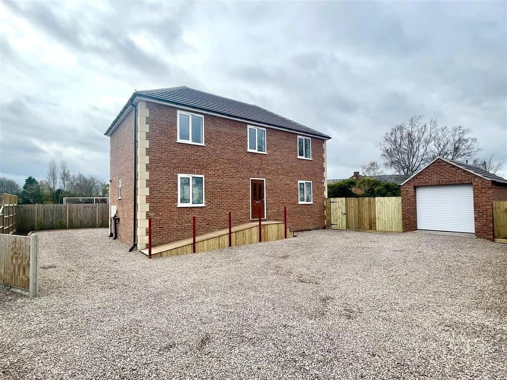 Knight Street, Pinchbeck, Spalding 4 bed detached house £360,000