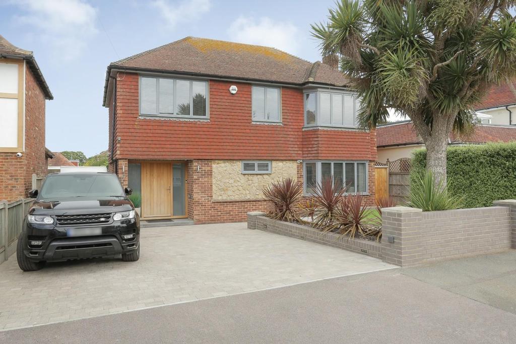 Queens Avenue, Birchington 4 bed detached house £850,000