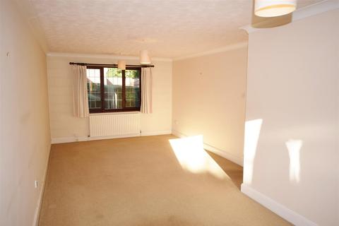 3 bedroom apartment for sale - Greenhill Road, Farnham