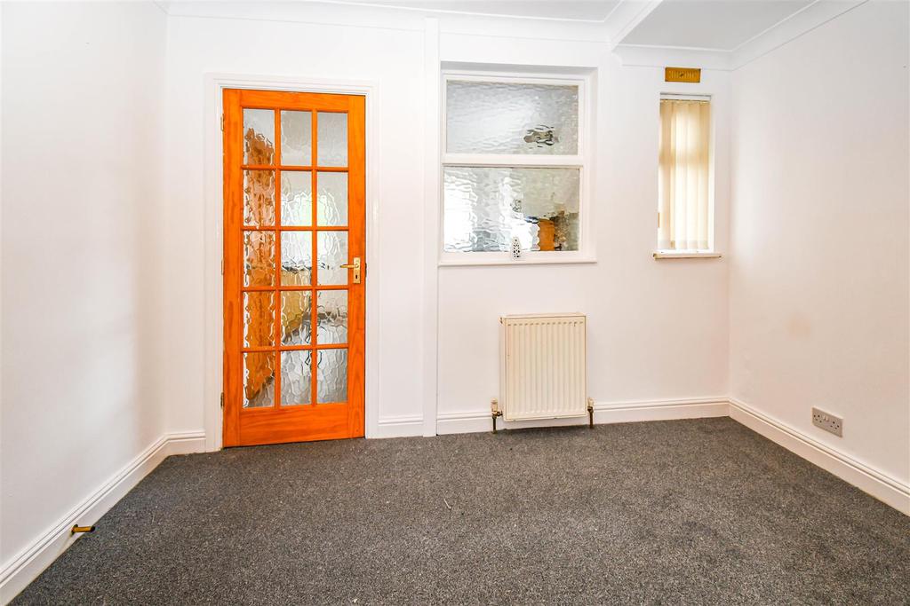 Bristol Road, Hull 2 bed end of terrace house for sale £127,000