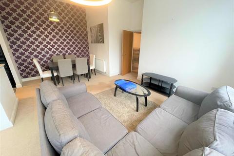 2 bedroom apartment to rent - Houseman Crescent, West Didsbury, Manchester