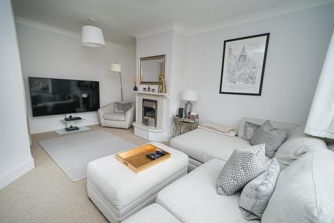 9 Ascot Drive, Leighton Buzzard, LU7 2RA