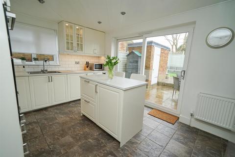 9 Ascot Drive, Leighton Buzzard, LU7 2RA