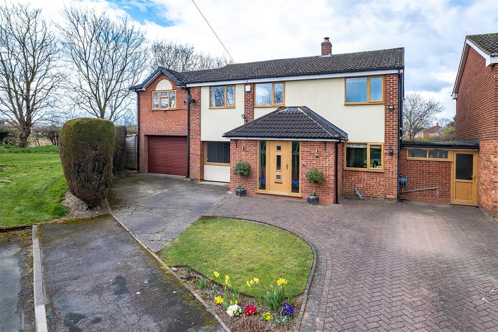 Wordsworth Close, Lichfield 5 bed detached house for sale £580,000