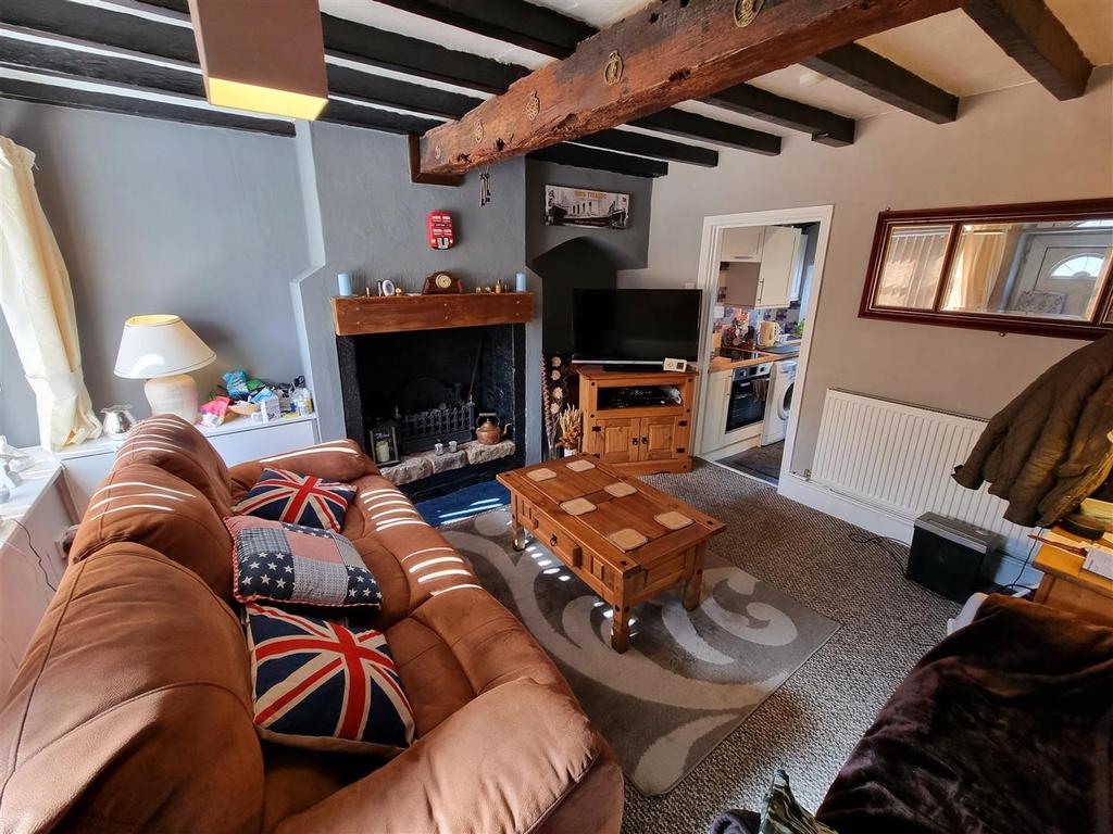 Burns Lane, Warsop, Mansfield 1 bed cottage £90,000