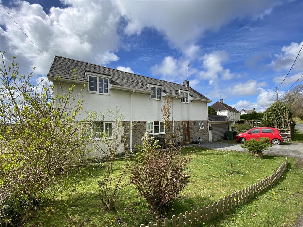 Martletwy, Narberth 4 bed detached house £310,000