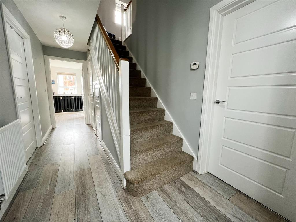 Lotherton Drive, Spennymoor 4 bed detached house £255,000