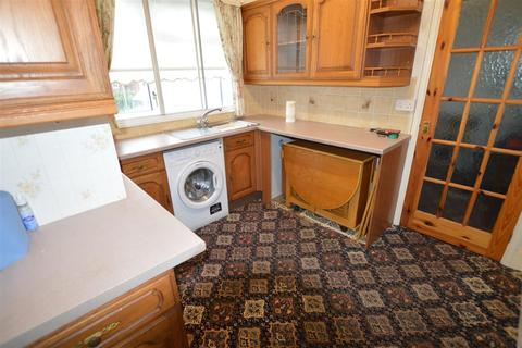 1 Heol Elfed, Burry Port, SA16 0AL