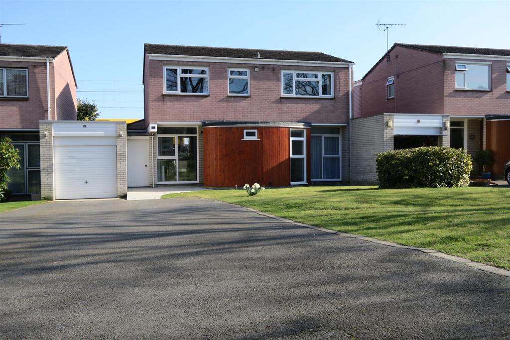 Tor Bryan, Ingatestone 4 bed detached house £800,000