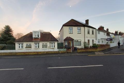 4 bedroom detached house for sale - Farnborough Village, Orpington