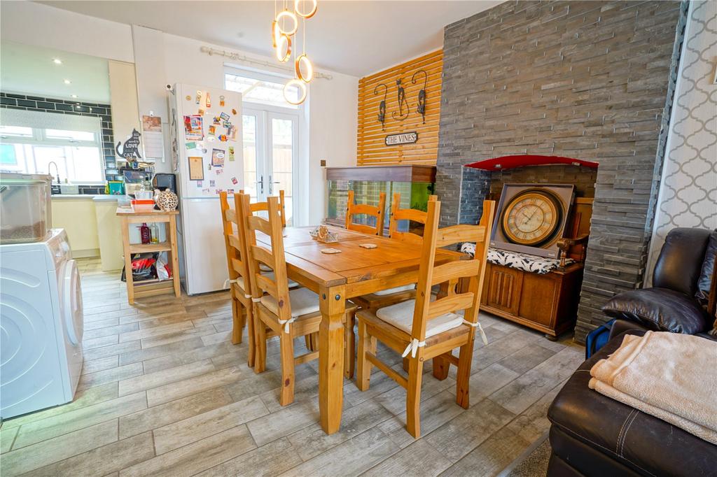 Park Grove, Bramley, Rotherham, South... 3 bed semidetached house £