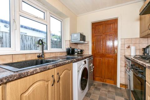 69 Aurelia Road, Croydon, CR0 3BE