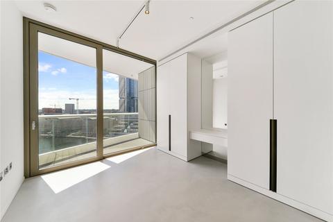 3 bedroom apartment to rent, One Park Drive, London, E14