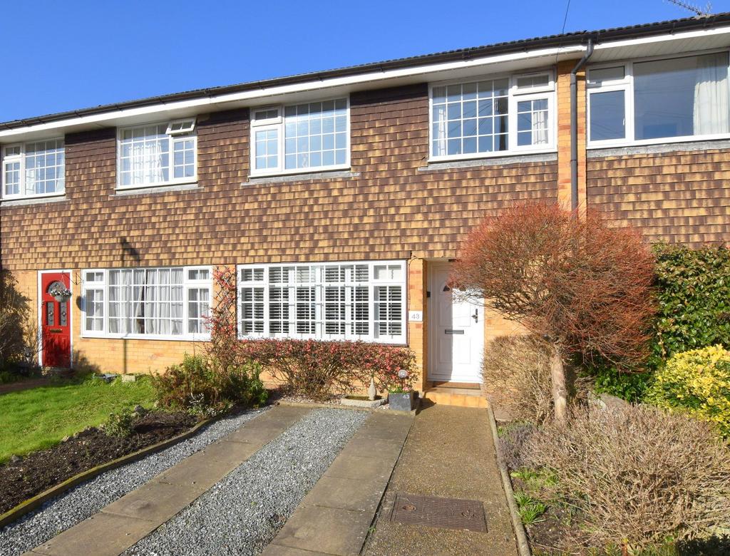 Copse Road, Cobham, KT11 3 bed terraced house £529,950