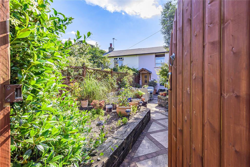 Garden/Patio Area