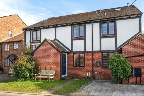 2 bedroom terraced house for sale, Kings Chase, East Molesey, KT8