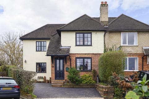 11 Downing Avenue, Guildford, GU2 7SY