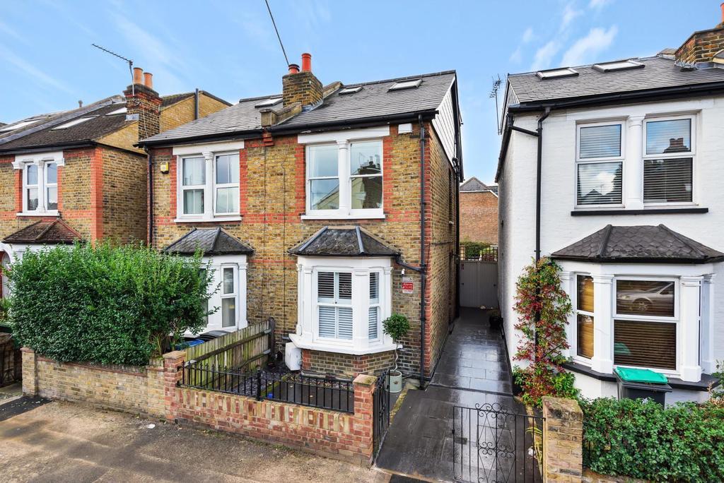 Clifton Road, Kingston Upon Thames... 3 bed semidetached house £950,000