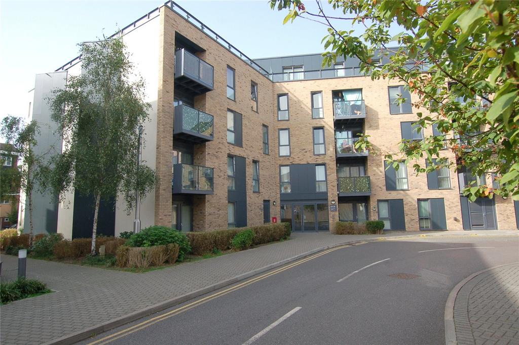 Market Street, Addlestone, KT15 1 bed apartment for sale £220,000