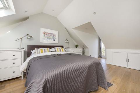 8 Howard Road, New Malden, KT3 4DW