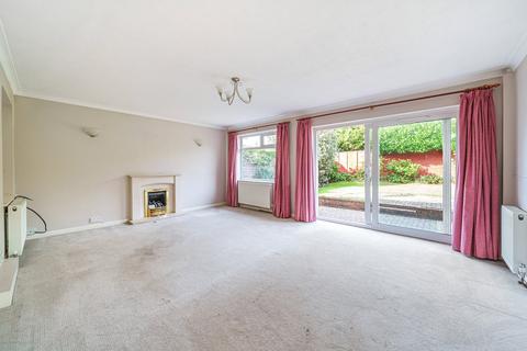 undefined, Richmond Drive, Shepperton, TW17