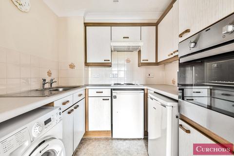 1 bedroom apartment for sale - Lords Bridge Court, Mervyn Road, Shepperton, TW17