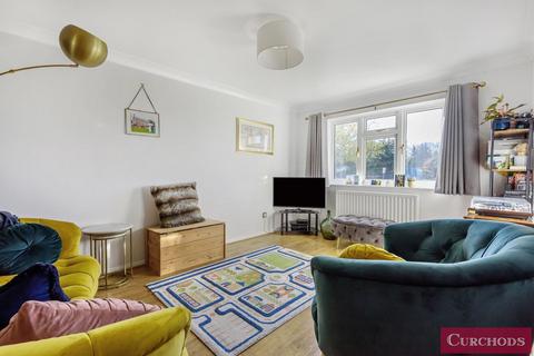 3 bedroom end of terrace house for sale, Bishop Duppas Park, Shepperton, TW17