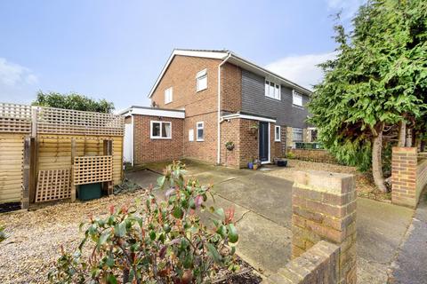 3 bedroom semi-detached house for sale - Ford Close, Shepperton, TW17