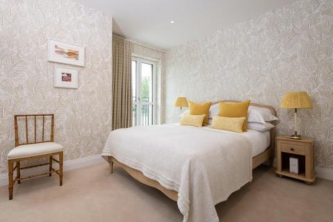 4 bedroom house for sale, Broom Road, Teddington, TW11
