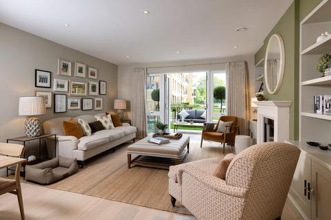 4 bedroom house for sale, Broom Road, Teddington, TW11